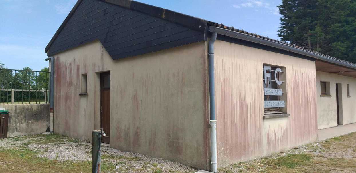 FAÇADE FC SAINT JOSEPH AVANT NETTOYAGE