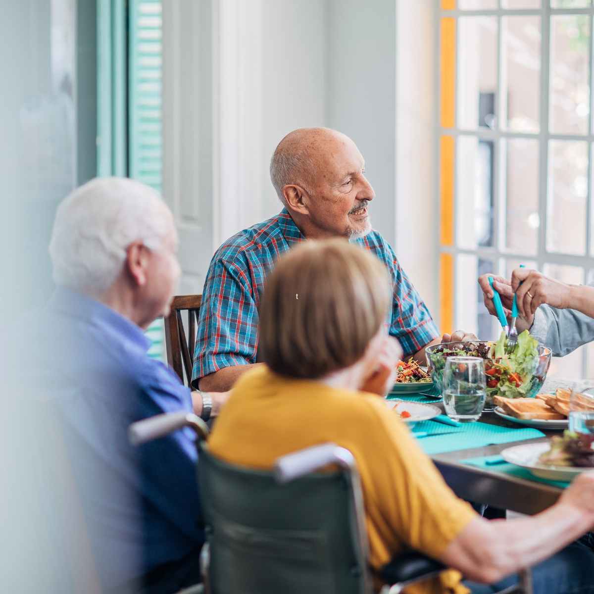 Départ En Maison De Retraite